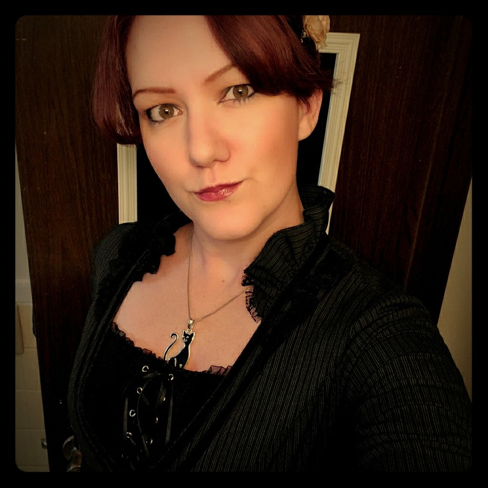 Meet your Posher, Ashley